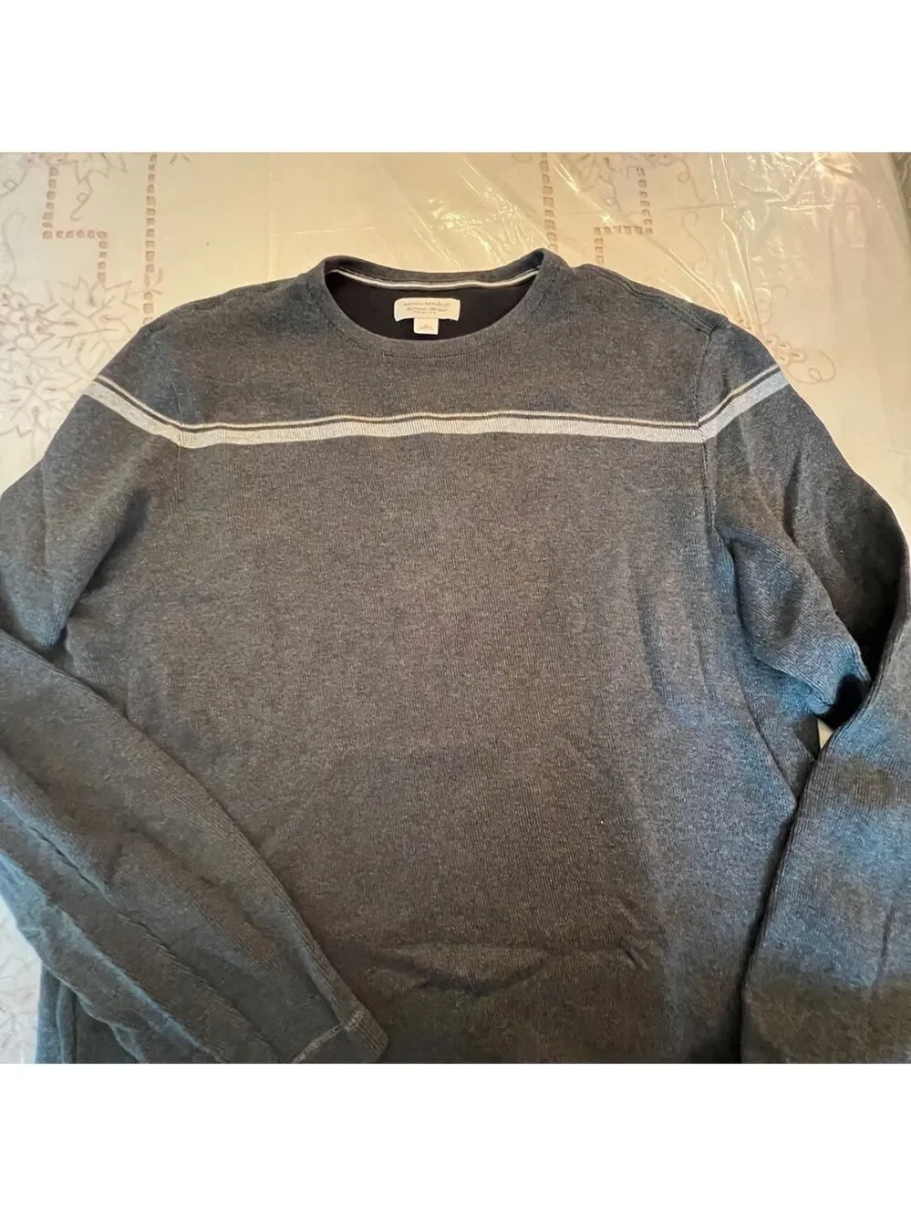 Banana Republic elegant dark
